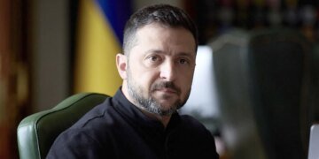 Зеленський заявив, що Україна готова до зустрічей, але крок до миру має зробити росія