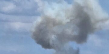 російські війська вдарили балістикою по Дніпру, пошкоджено приватне підприємство