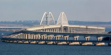 Британская разведка: удары по Крыму открывают Украине путь к Крымскому мосту