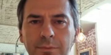 Риск путча для Путина растет с каждым днем: Грозев о взрывах в Москве