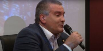 “Бензина нет”: ГУР показало перехват о топливном коллапсе в Крыму