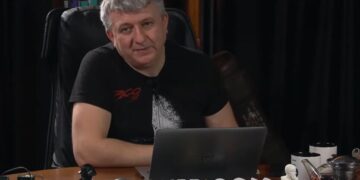 Спасение экономики: Почему Украине жизненно важно уйти на Запад – Романенко