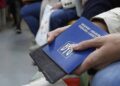 Временную защиту для украинцев в ЕС хотят продлить: кого это не коснется