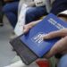Временную защиту для украинцев в ЕС хотят продлить: кого это не коснется