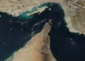 США и Иран останавливают удары и возвращаются к переговорам по Ормузу
