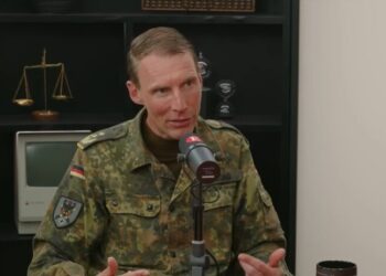 Танк станет “материнским кораблем” для дронов: генерал Бундесвера объяснил, каким будет поле боя