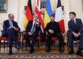 Bloomberg: Германия, Франция и Британия готовят план переговоров с Путиным