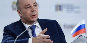 Bloomberg: чиновники РФ предупредили Путина о непосильных расходах на войну