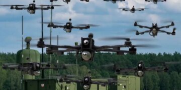 Украинский интеллект понадобился Пентагону: наши айтишники научат американские дроны летать стаями