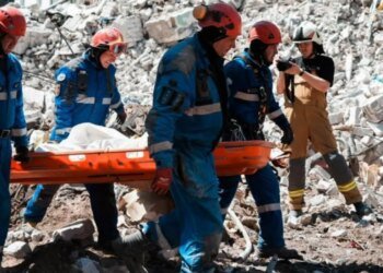 Число погибших в результате удара РФ по Киеву возросло: объявлен День траура