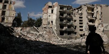 У кремлі заявили про "повне захоплення" Костянтинівки на Донеччині