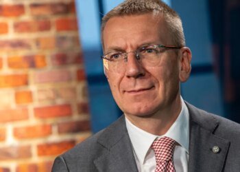 Президент Латвии: Россия может попытаться бросить вызов НАТО