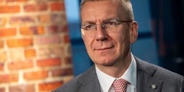 Президент Латвии: Россия может попытаться бросить вызов НАТО