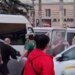 В Днепре люди закидали кирпичами и стульями сотрудников ТЦК. ВИДЕО