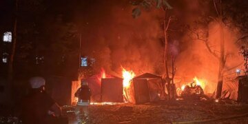 рф атакувала Одесу дронами, поранений 23-річний чоловік, горіли гаражі