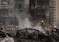 Ракетный обстрел Киева: более 20 пострадавших, многочисленные пожары, попадание в многоэтажное здание