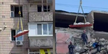 В Подольском районе Киева из-под завалов извлекли тело погибшего. ВИДЕО