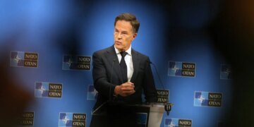 Рютте заявив, що масований удар по Києву свідчить про відчай путіна