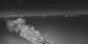 Украина за ночь уничтожила 8 танкеров теневого флота РФ: Мадьяр показал ВИДЕО