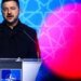 Больше не проситель Bloomberg пишет, что на саммит НАТО приехал «другой Зеленский»