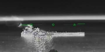 Україна уразила ще 9 танкерів "тіньового флоту" росії в Азовському морі