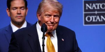 “Трамп любить переможців”: “діпстрайки” по росії змінюють ставлення президента США до України