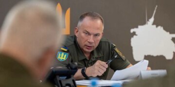 Завдяки deep strike за пів року уразили 697 цілей у рф – Сирський