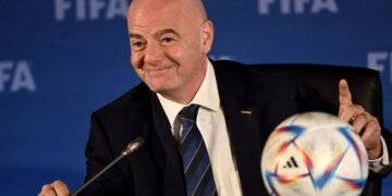 Инфантино идет ва-банк: футбольные чиновники готовы полностью переписать историю чемпионатов мира