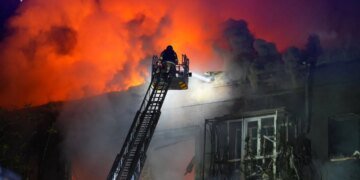 Кількість поранених через удар російського дрона по Запоріжжю зросла до шести, серед них дитина