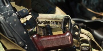 Парламент услід за воєнним станом продовжив мобілізацію