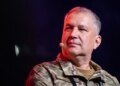 Заступник командувача Повітряних сил Єлізаров подав рапорт про відставку
