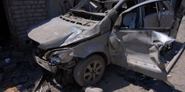Ворог атакував Запоріжжя авіабомбами та безпілотником: одна людина загинула, дев'ятеро поранені