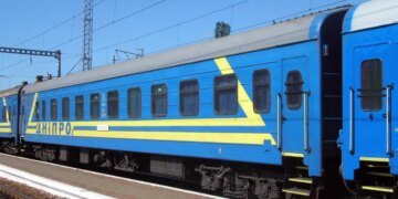 «Укрзализныця» запустила 12 новых рейсов из-за нехватки билетов