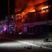 Площа пожежі у торговому центрі в Запоріжжі після атаки росіян стновить 500 кв. м. – ОВА