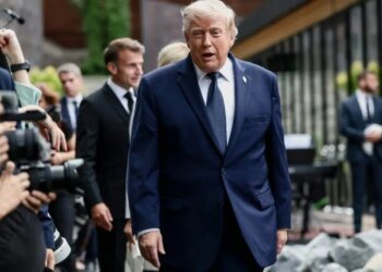 Трамп начинает новую войну против союзников: Bloomberg раскрывает подробности