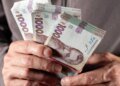 Украинцы без высшего образования могут зарабатывать более 50 тысяч: кого ищут