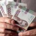 Украинцы без высшего образования могут зарабатывать более 50 тысяч: кого ищут