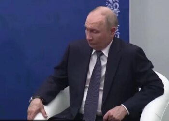 Путин насупился как хулиган: Муждабаев рассказал, зачем Токаев публично унизил Путина