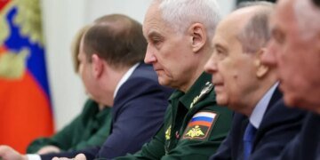 Після виборів до держдуми в рф можуть запровадити воєнний стан – росЗМІ