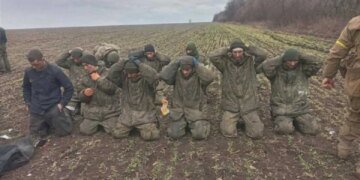 В українському полоні перебувають 20 російських військових, які після обміну знову здалися Силам оборони