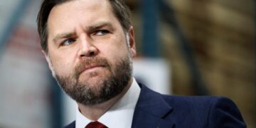 The Sunday Times: Вэнс сменил тон по Украине – что он сказал о войне