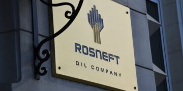 Reuters: в России остановился еще один НПЗ после удара дронов