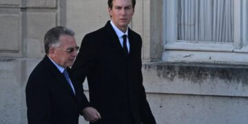 FT: Уиткофф и Кушнер впервые поедут в Киев после встречи Зеленского с Трампом