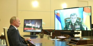 “Загнанная в угол крыса”: британский дипломат назвал следующий рискованный шаг Путина