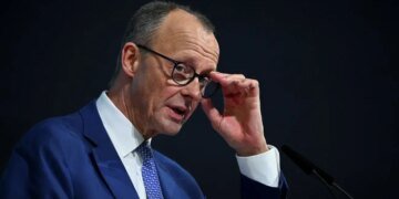 Рада безпеки Німеччини з Мерцом обговорила дрон з вибухівкою біля українського літака