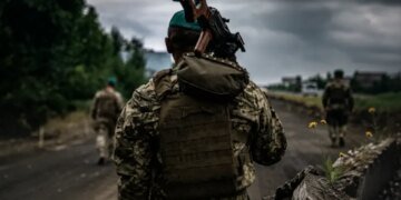 Верховный Суд отказал приемной матери погибшего военнослужащего в денежной помощи