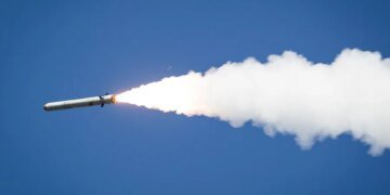 Над Україною знешкодили 154 зі 185 дронів та 2 з 35 російських ракет
