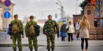 Вооруженный магазинный вор в форме РФ устроил расстрел под Севастополем