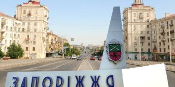 Ворог атакував лікарню у Запоріжжі, наслідки встановлюються