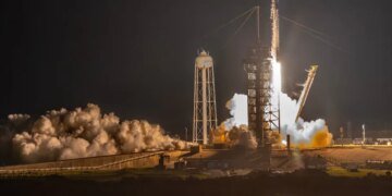 Другий ступінь ракети SpaceX впаде на Місяць та вріжеться у кратер Ейнштейна